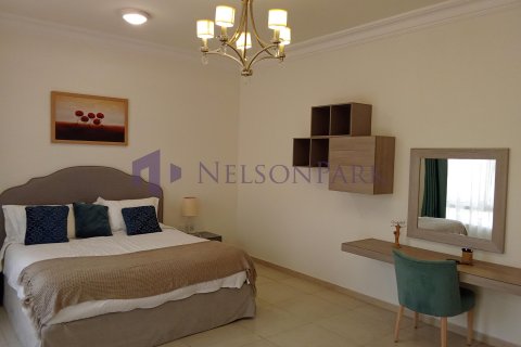 3 bedrooms Villa in Doha, Qatar No. 57392 12