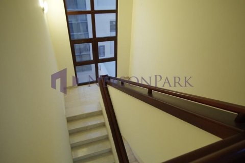 5 bedrooms Villa in Doha, Qatar No. 57391 11