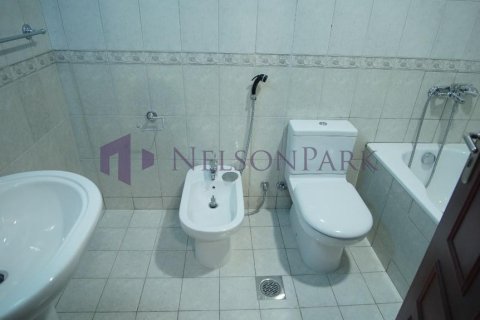 5 bedrooms Villa in Doha, Qatar No. 57391 30