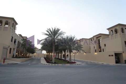 5 bedrooms Villa in Doha, Qatar No. 57391 13