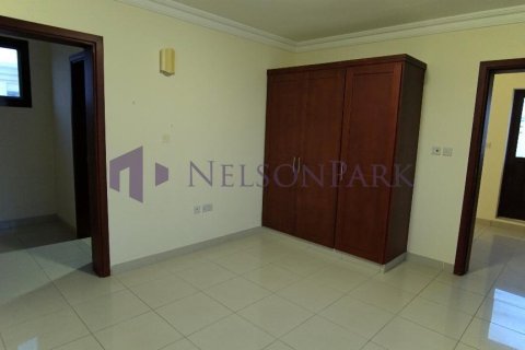 5 bedrooms Villa in Doha, Qatar No. 57391 15