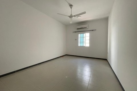 Villa de 3 dormitorios en Al Khuwair, Oman No. 54779 6