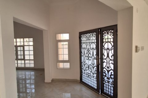 5 bedrooms Twin Villa in Al Ansab, Oman No. 106907 3