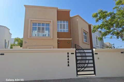 5 bedrooms Twin Villa in Al Ansab, Oman No. 106907 2