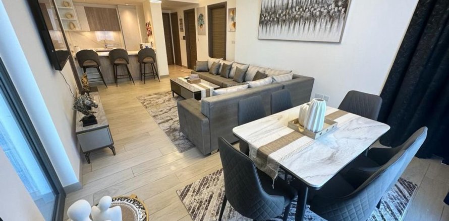 Apartment de 2 dormitorios en Dubai, UAE No. 104196