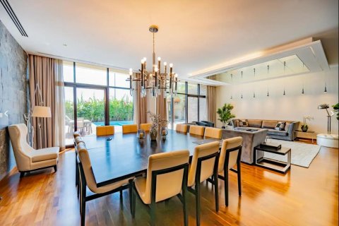 Вилла с 6 спальнями в DAMAC Hills (Akoya by DAMAC), ОАЭ №89719 13
