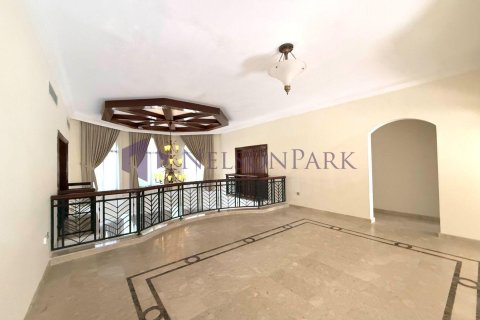 Villa de 5 chambres à Doha, Qatar No. 57728 14