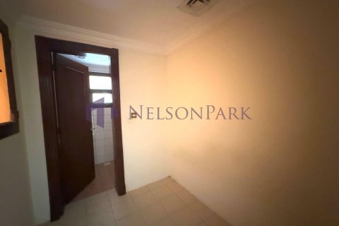 Villa de 5 chambres à Doha, Qatar No. 57728 19