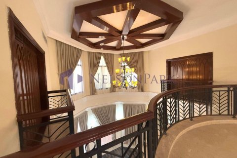 Villa de 5 chambres à Doha, Qatar No. 57728 15