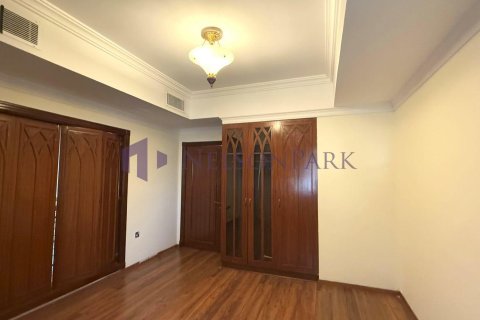 Villa de 5 chambres à Doha, Qatar No. 57728 17