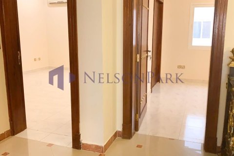 3 bedrooms Villa in Doha, Qatar No. 57729 9