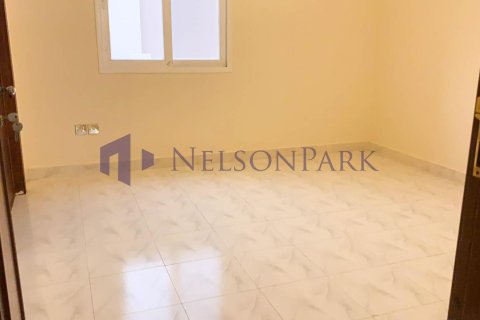 3 bedrooms Villa in Doha, Qatar No. 57729 11