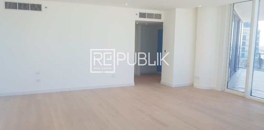 Квартира с 3 спальнями в MAMSHA AL SAADIYAT, Остров Саадият, ОАЭ №96633