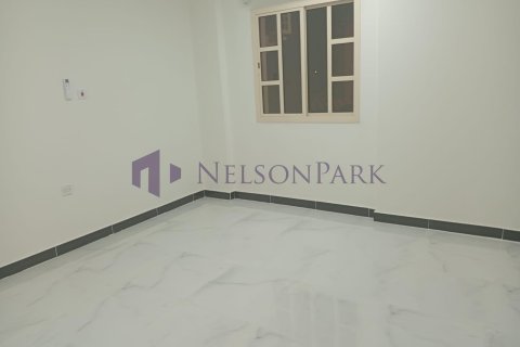 3 bedrooms Apartment in Doha, Qatar No. 60990 6