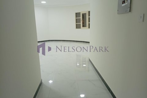 3 bedrooms Apartment in Doha, Qatar No. 60990 8
