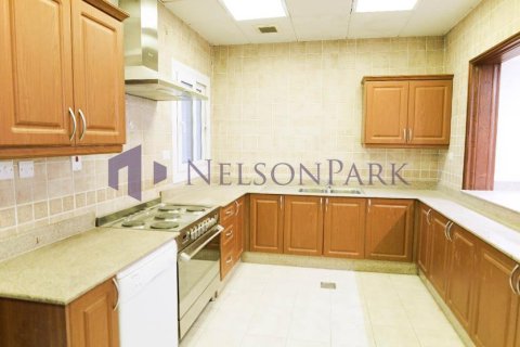 3 bedrooms Villa in Doha, Qatar No. 60915 15