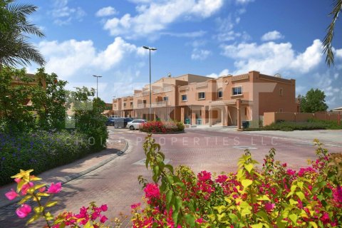5 bedrooms Villa in Al Reef, UAE No. 13115 1