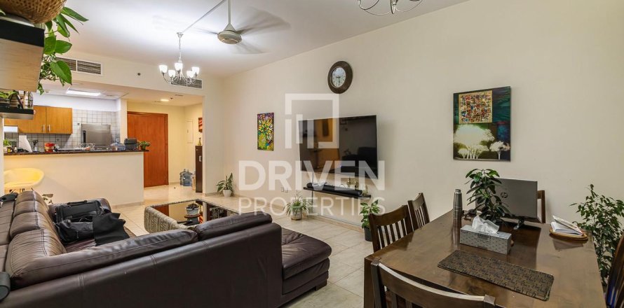 Apartment de 2 dormitorios en Dubai Land, UAE No. 84881