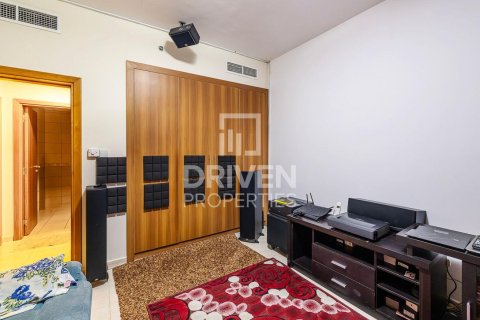 Apartment de 2 dormitorios en Dubai Land, UAE No. 84881 6