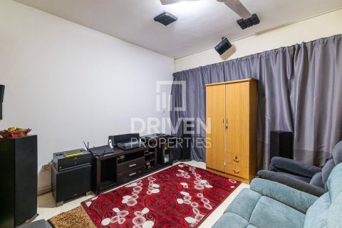 Apartment de 2 dormitorios en Dubai Land, UAE No. 84881 5