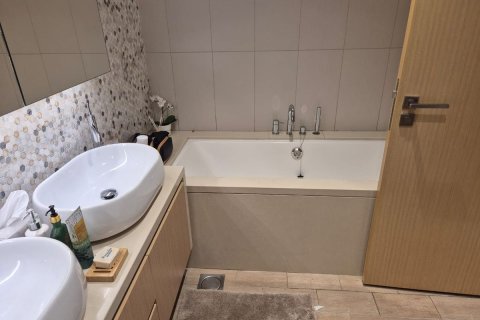 Apartment de 2 dormitorios en  Yas Island, UAE No. 79185 12