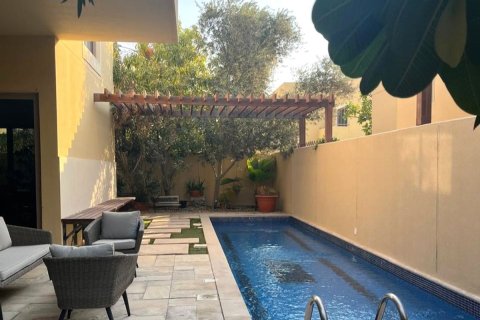 4 bedrooms Commercial property in Al Raha Gardens, UAE No. 79204 12