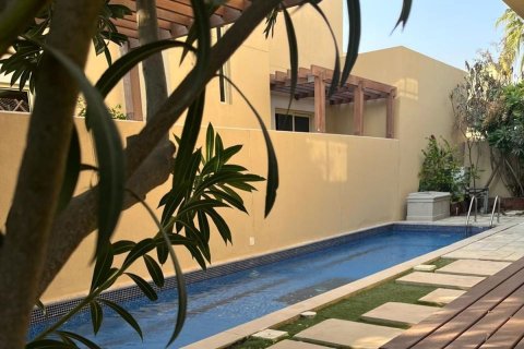 4 bedrooms Commercial property in Al Raha Gardens, UAE No. 79204 20