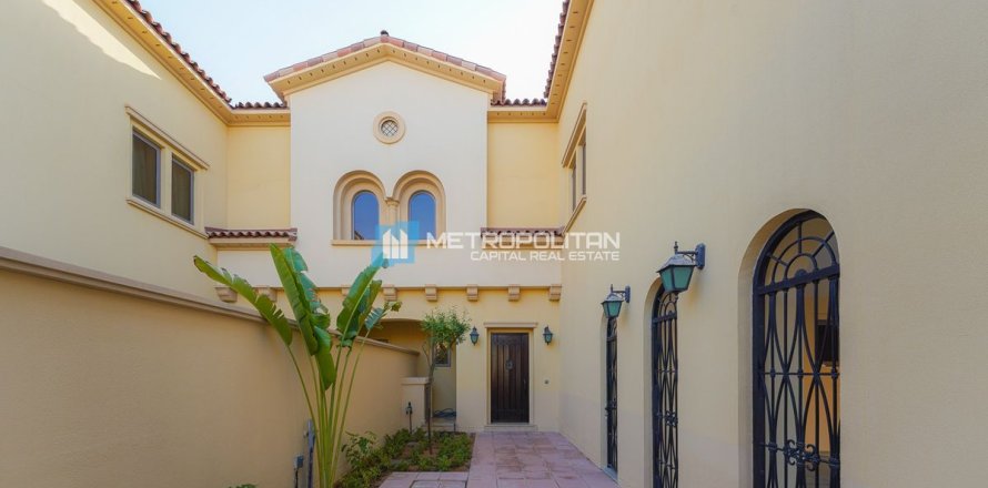 Villa de 4 dormitorios en Saadiyat Island, UAE No. 91754