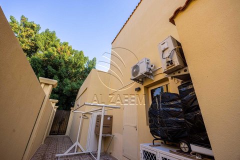 Villa de 5 chambres à Baniyas, UAE No. 89956 4