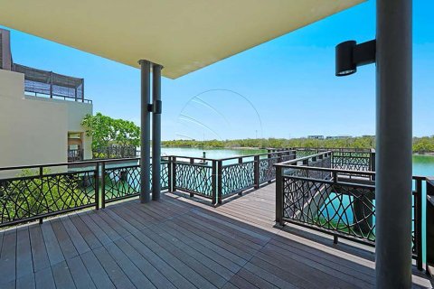 4 bedrooms Villa in Al Gurm, UAE No. 89954 15