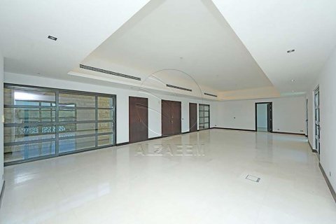 4 bedrooms Villa in Al Gurm, UAE No. 89954 17