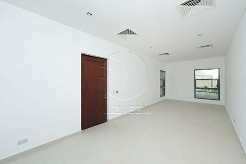 4 bedrooms Villa in Al Gurm, UAE No. 89954 20
