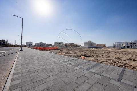 3716m² Land in Abu Dhabi, UAE No. 90986 6