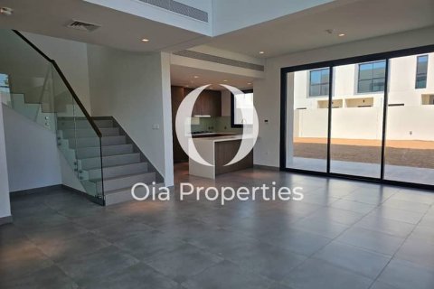 Villa de 4 dormitorios en  Yas Island, UAE No. 103017 13
