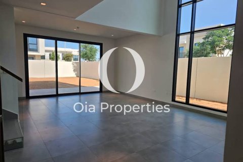 Villa de 4 dormitorios en  Yas Island, UAE No. 103017 3