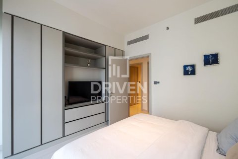 Appartement de 3 chambres à EMAAR Beachfront, UAE No. 84981 15