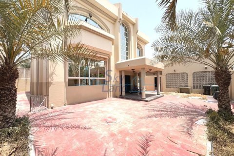 Villa de 4 chambres à Jumeirah, UAE No. 103572 4