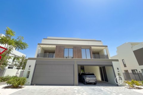 Villa de 4 dormitorios en Dubai, UAE No. 103607 17