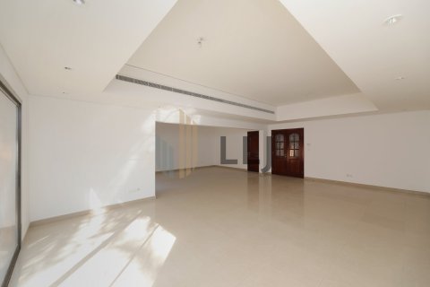 5 غرفة نوم  فيلا في Abu Dhabi Gate City, الإمارات العربية المتحدة رقم 86949 6