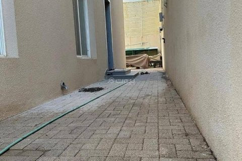 3 bedrooms Villa in Riyadh, Saudi Arabia No. 69207 12