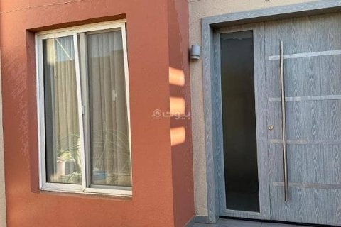 3 bedrooms Villa in Riyadh, Saudi Arabia No. 69207 2