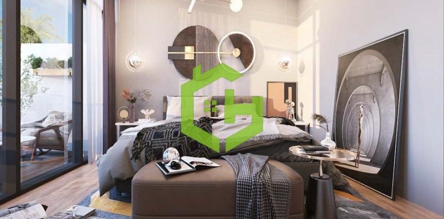 4 bedrooms Townhouse in Dubai, UAE No. 90782