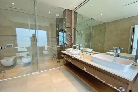 5 bedrooms Villa on the Saadiyat Island, UAE No. 90336 9