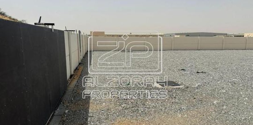 Land de 1858m² à Emirates Modern Industrial, UAE No. 76320