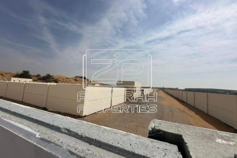 Land de 1858m² à Emirates Modern Industrial, UAE No. 76320 3
