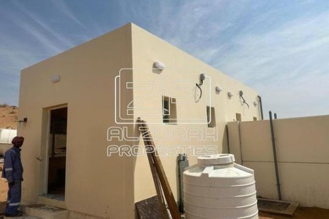 Land de 1858m² à Emirates Modern Industrial, UAE No. 76320 11