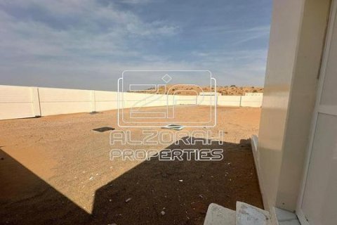 Land de 1858m² à Emirates Modern Industrial, UAE No. 76320 15