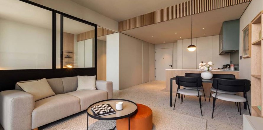 Studio Apartment in Dubai, UAE No. 13927