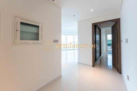 2 غرف نوم شقة في EMAAR Beachfront, الإمارات العربية المتحدة رقم 77791 14