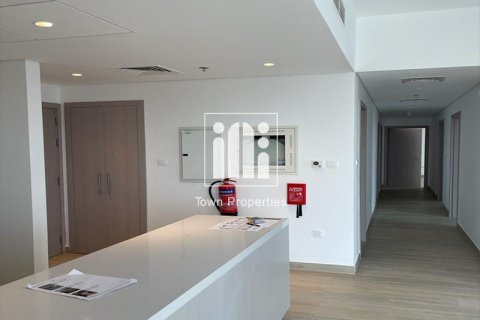 Appartement de 3 chambres à WATER'S EDGE Yas Island, UAE No. 97588 13